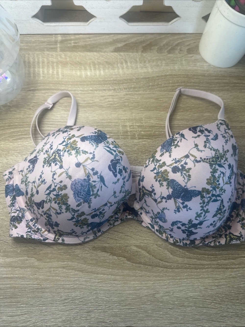 Victoria’s Secret Body By Victoria Floral Push-Up Bra With Butterflies 38D